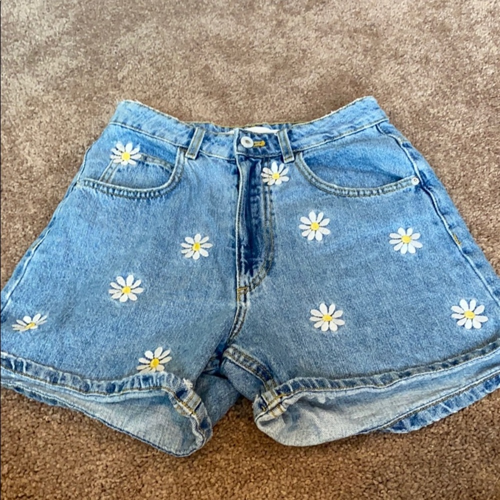 Zara Flower Embroidered Denim Shorts